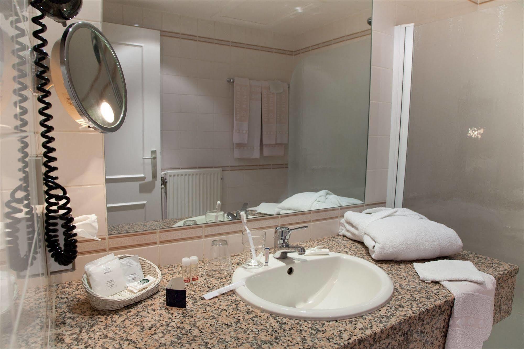 Hotel In Den Bonten Os Rijmenam Chambre photo
